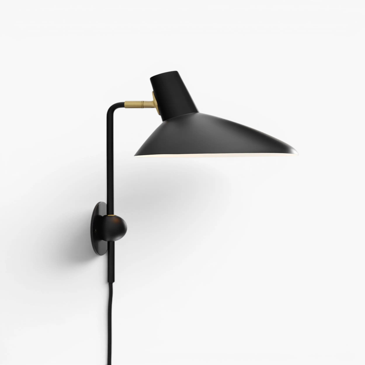 &Tradition Tripod HM12 wall lamp